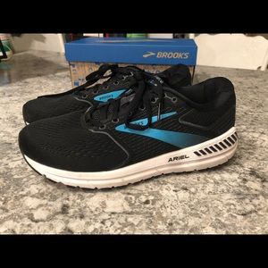 Brooks Ariel 20